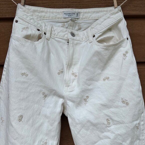 Abercrombie & Fitch Womens 90s High-Rise Relaxed Jeans With Cream Floral Embroid - Picture 5 of 13